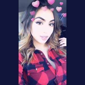 Meet your Posher, Rina